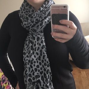 EUC Scarf, Sole Society, B&W leopard print